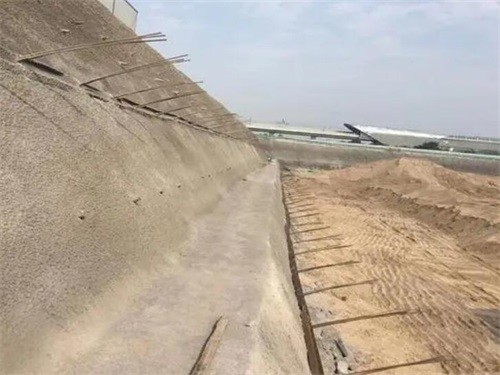 伊通河道边坡加固